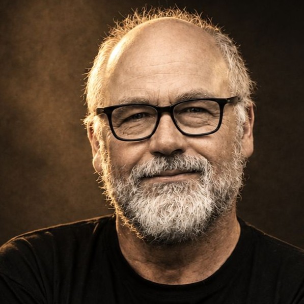 André